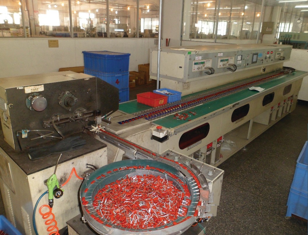 電源濾波電容加工設(shè)備 電源濾波電容加工設(shè)備