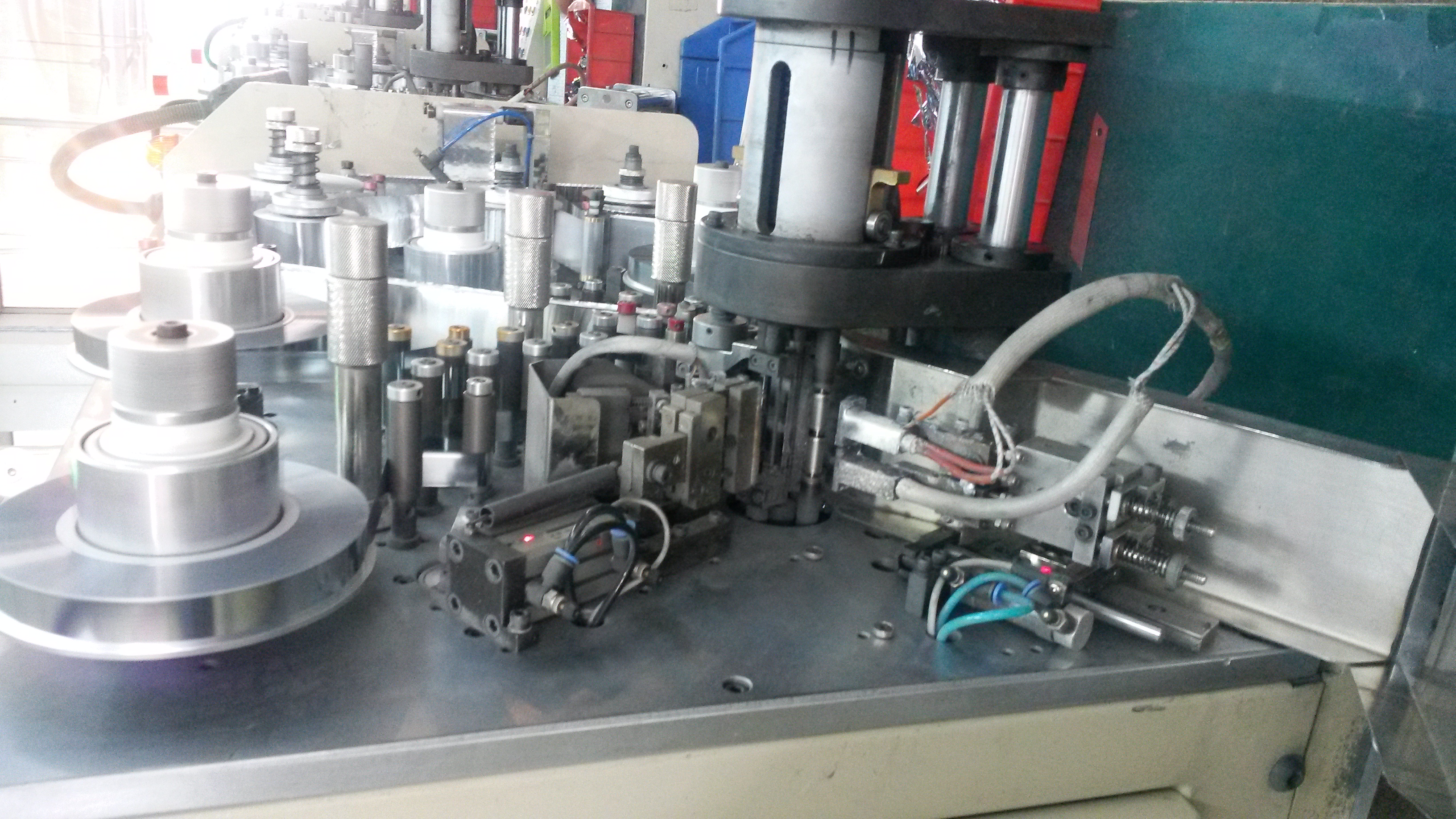 江蘇電容廠-佳名興生產車間圖